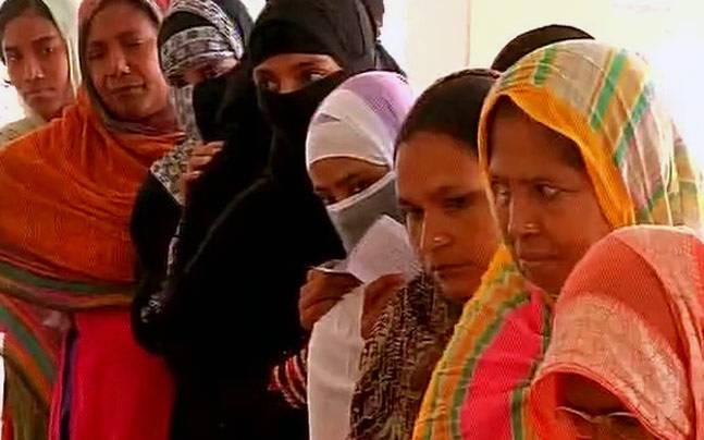 32percentvotingrecordedtill12nooninbiharpolls